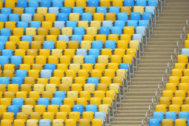 己的不满和 己的不满和